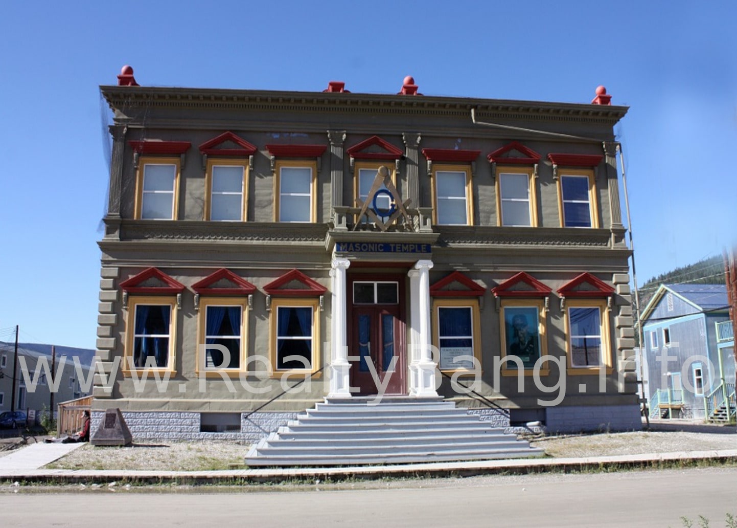Reasons to Buy Real Estate in Yukon